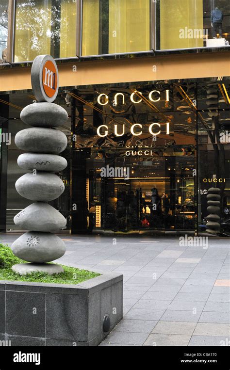 gucci singapore office